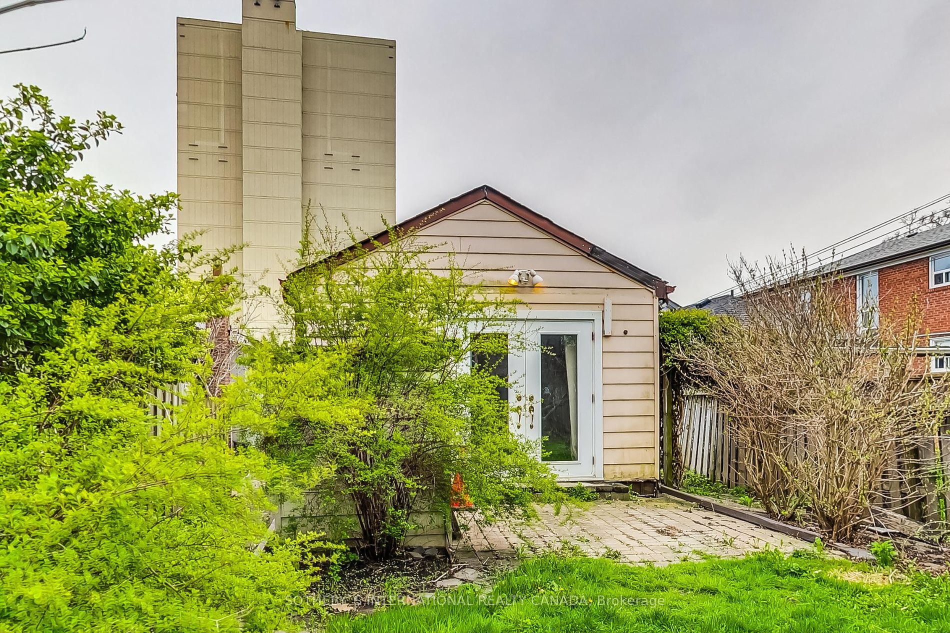 104 Newcastle St