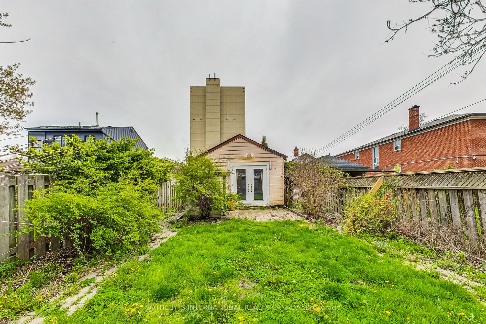 104 Newcastle St