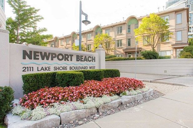2111 Lake Shore Boulevard W #116