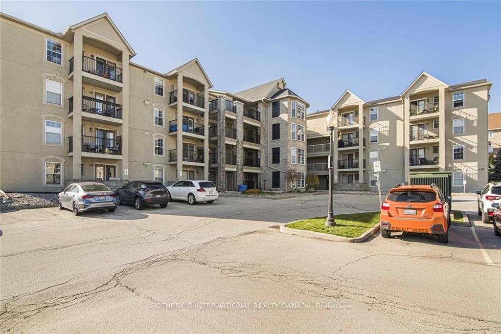 1451 Walker's Line, #103