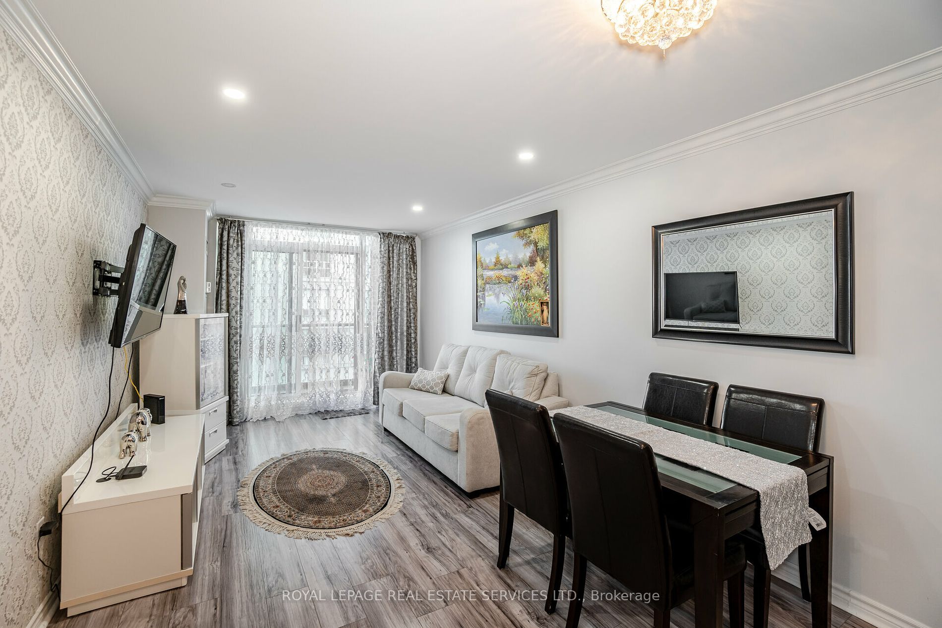15 Michael Power Place, #405