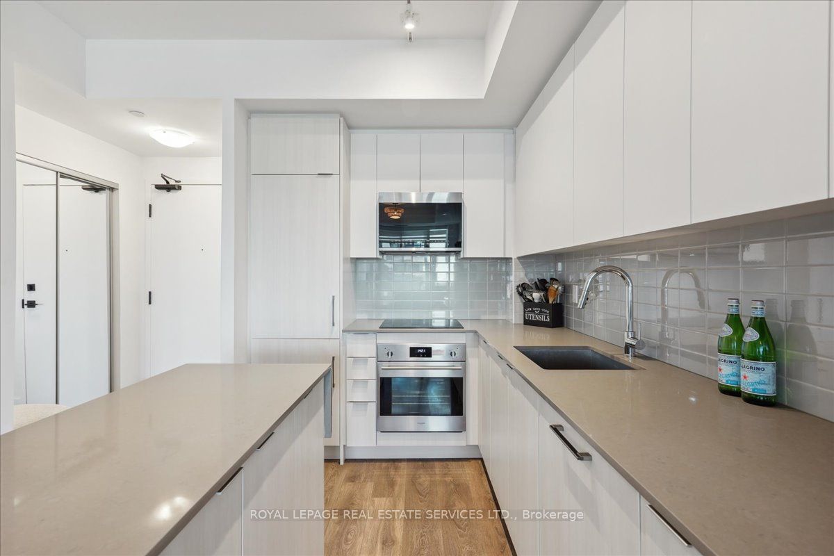 2489 Taunton Rd, #1112