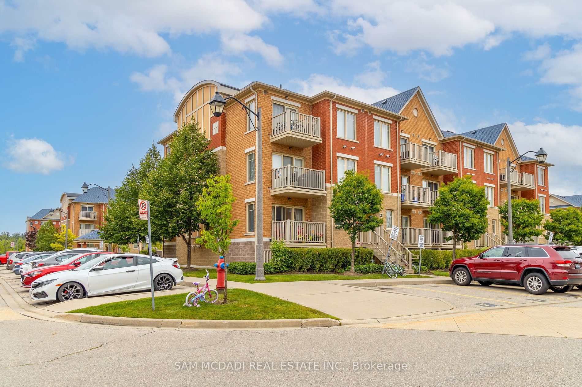 5050 Intrepid Dr, #51