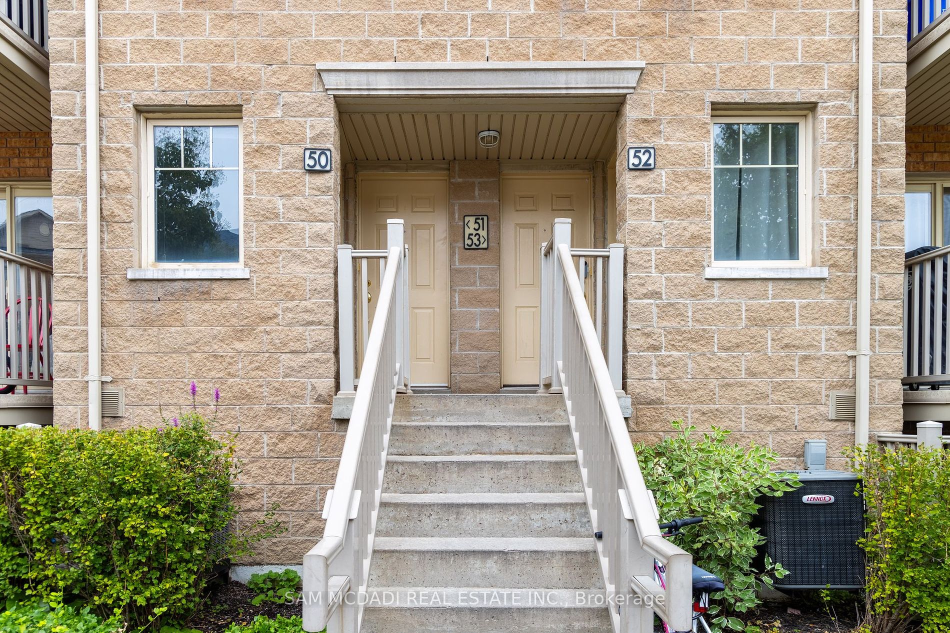 5050 Intrepid Dr, #51