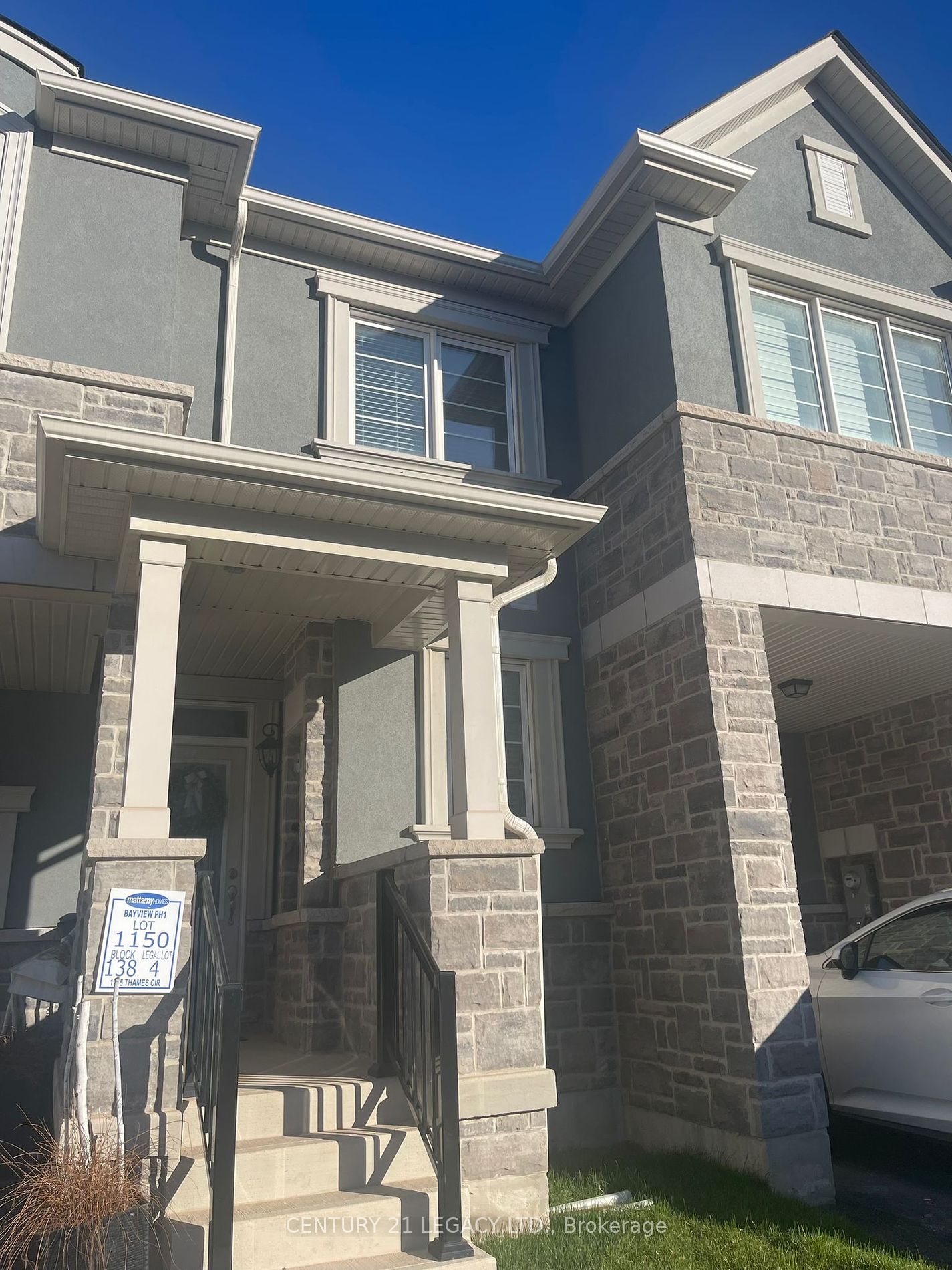 1735 Thames Circle