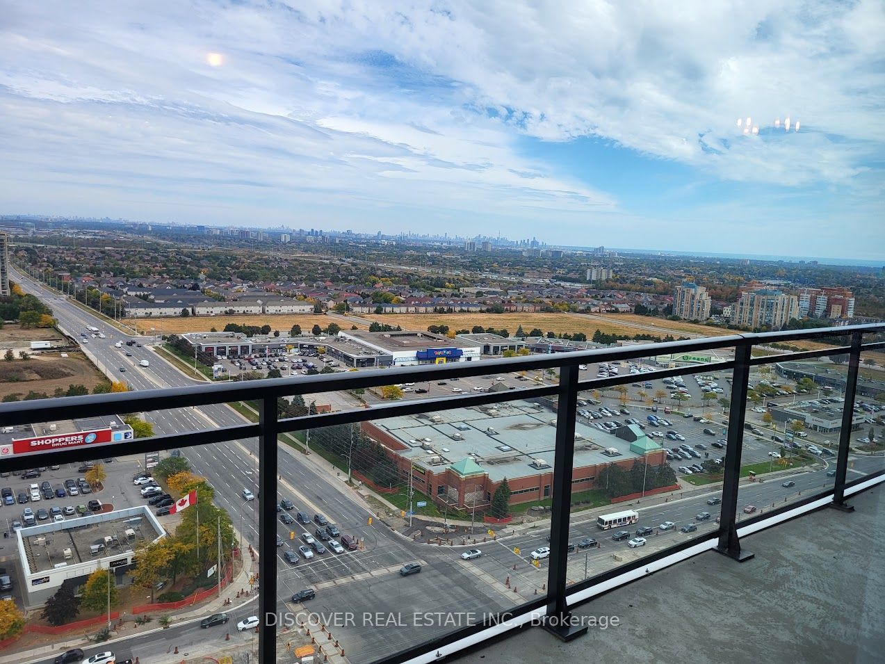 55 Eglinton Avenue W #2402