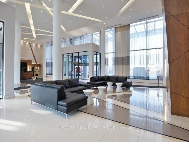 55 Eglinton Avenue W #2402