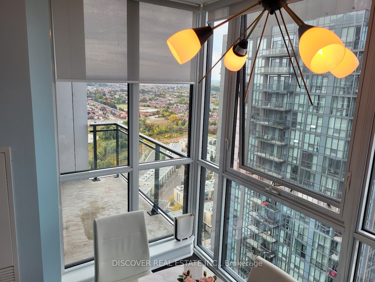 55 Eglinton Avenue W #2402