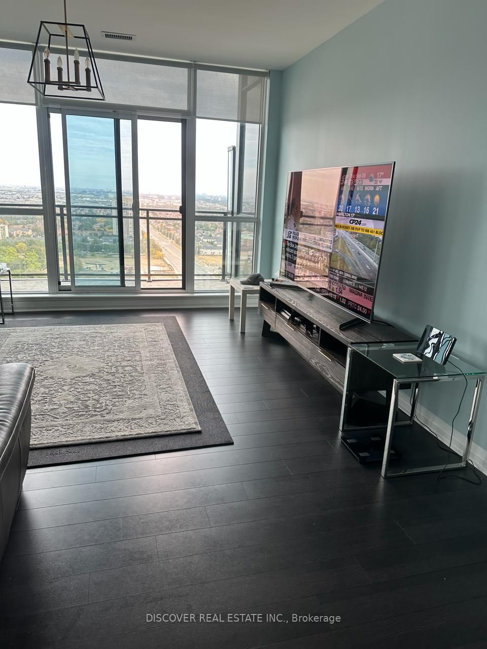 55 Eglinton Avenue W #2402