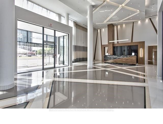 55 Eglinton Avenue W #2402