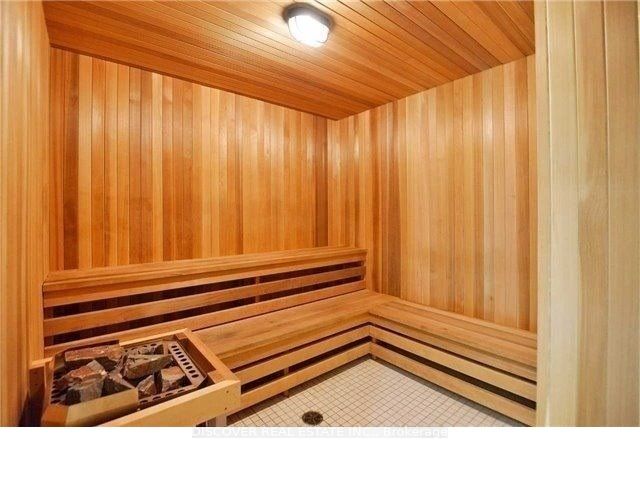 55 Eglinton Avenue W #2402