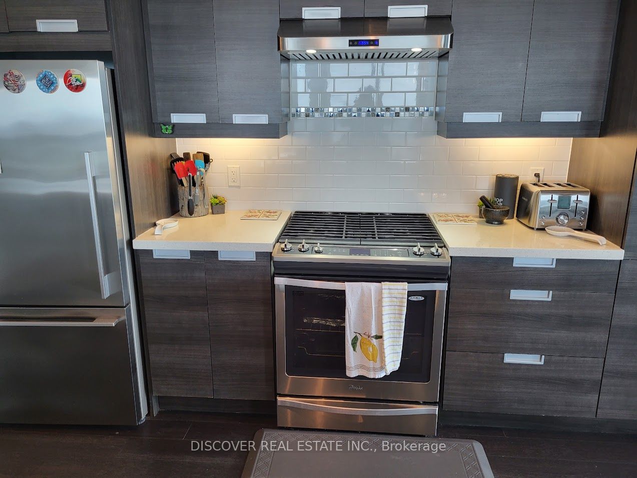 55 Eglinton Avenue W #2402