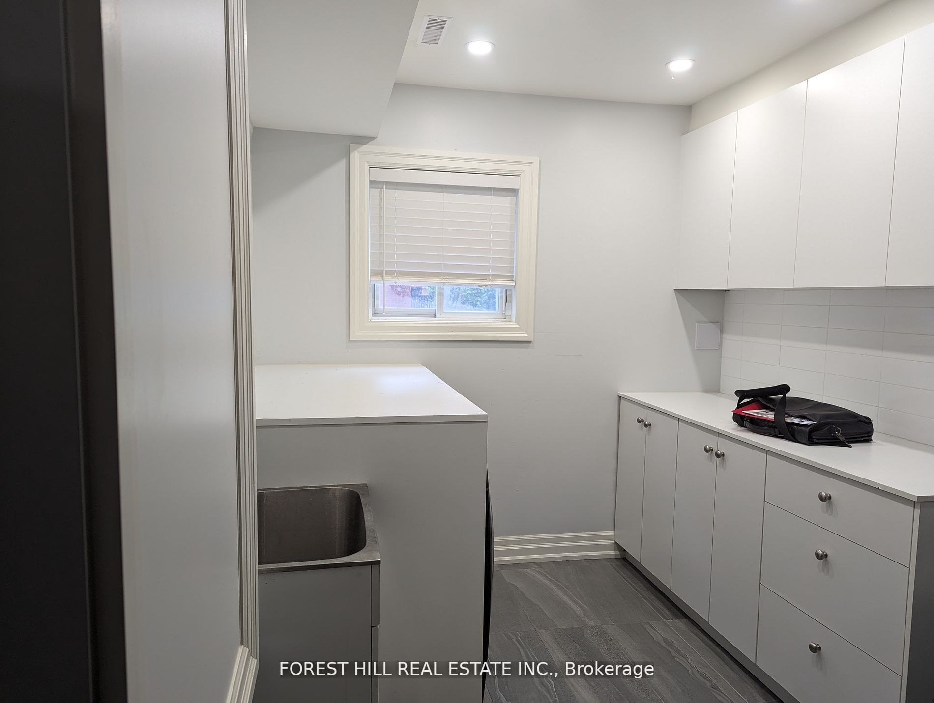 2395 Bromsgrove Road, #15