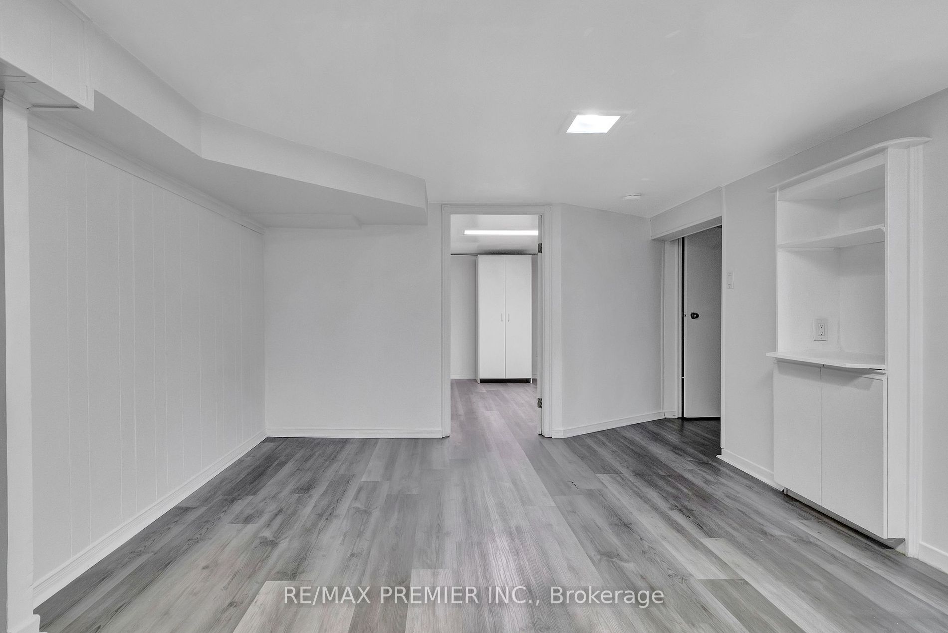 125 Foxwell St