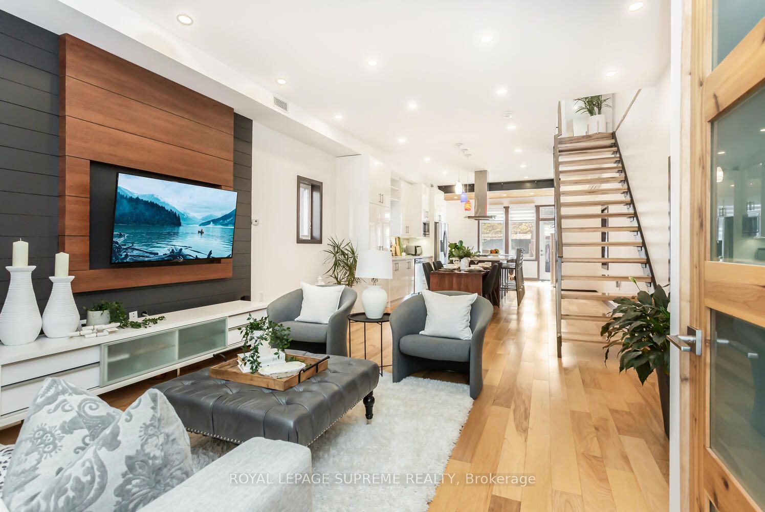 48 Greendale Ave