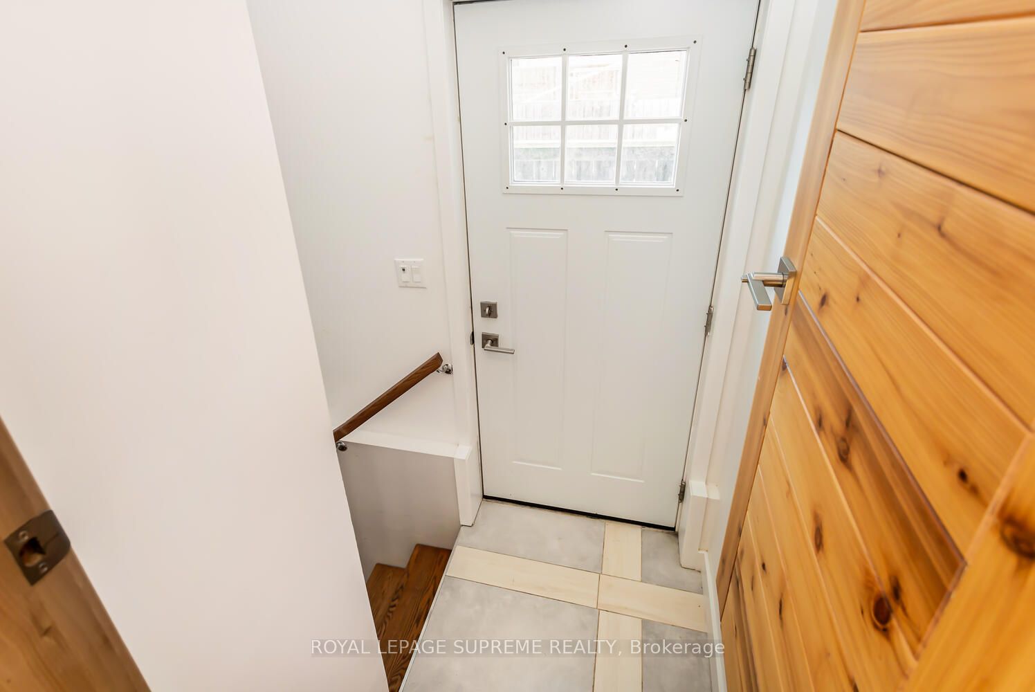48 Greendale Ave