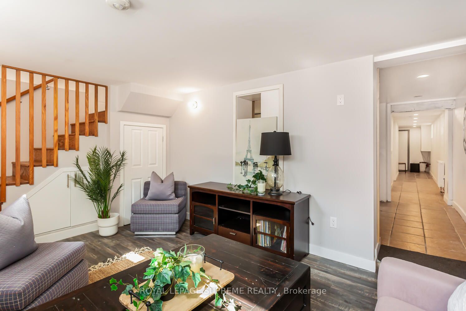 48 Greendale Ave