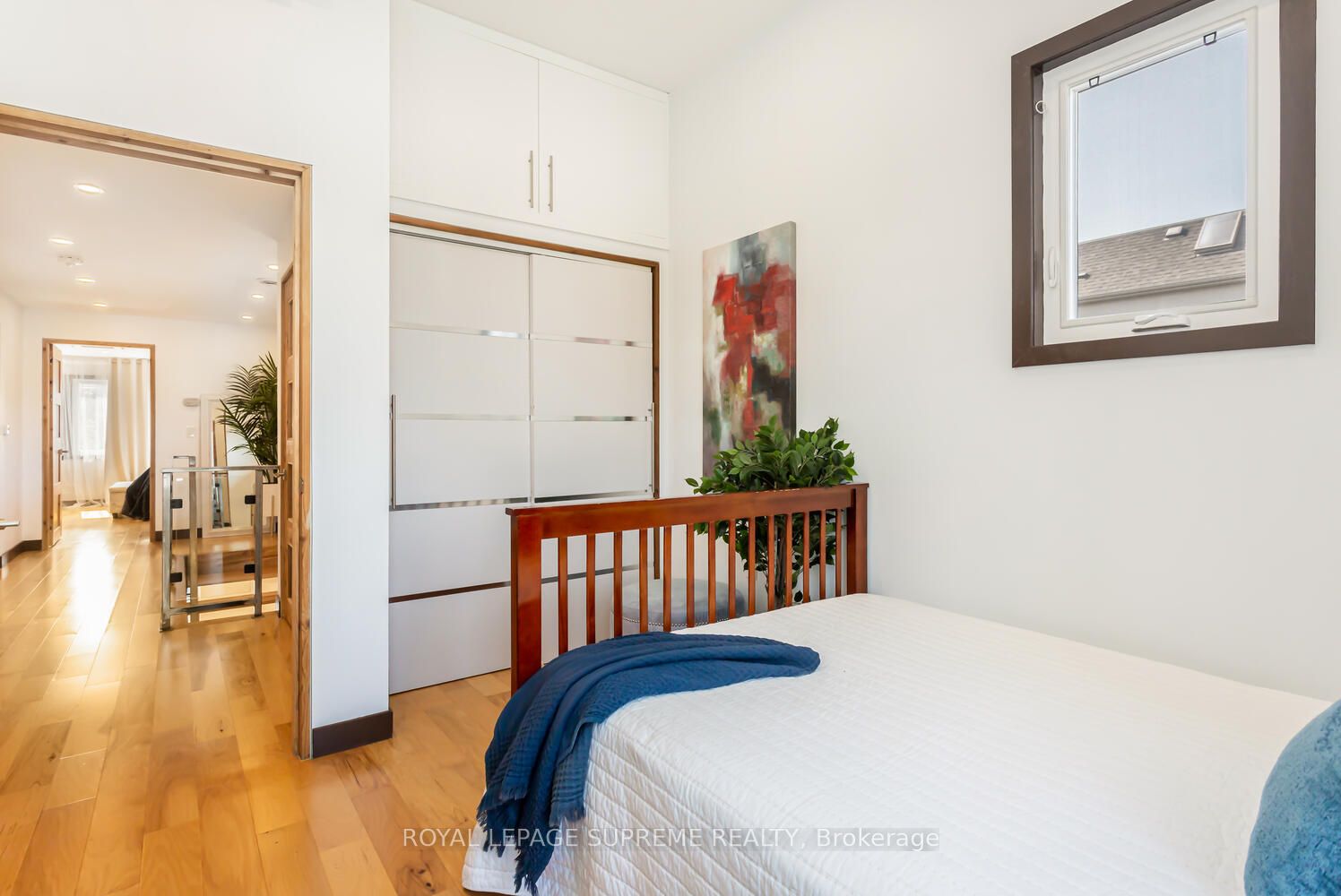 48 Greendale Ave