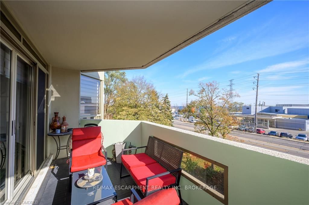 1237 North Shore Blvd E, #301