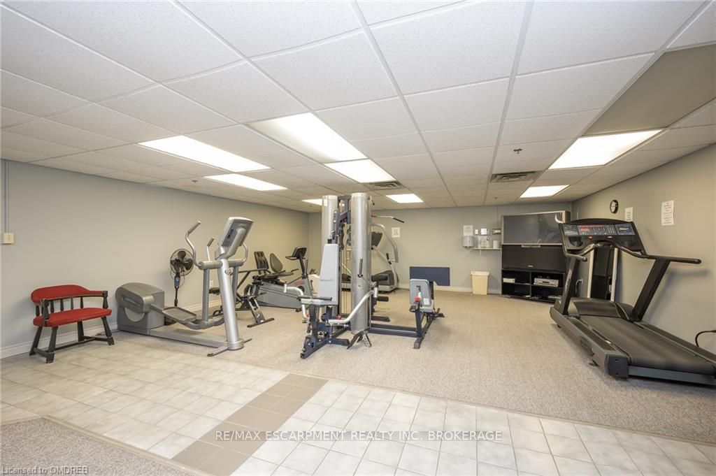 1237 North Shore Blvd E, #301