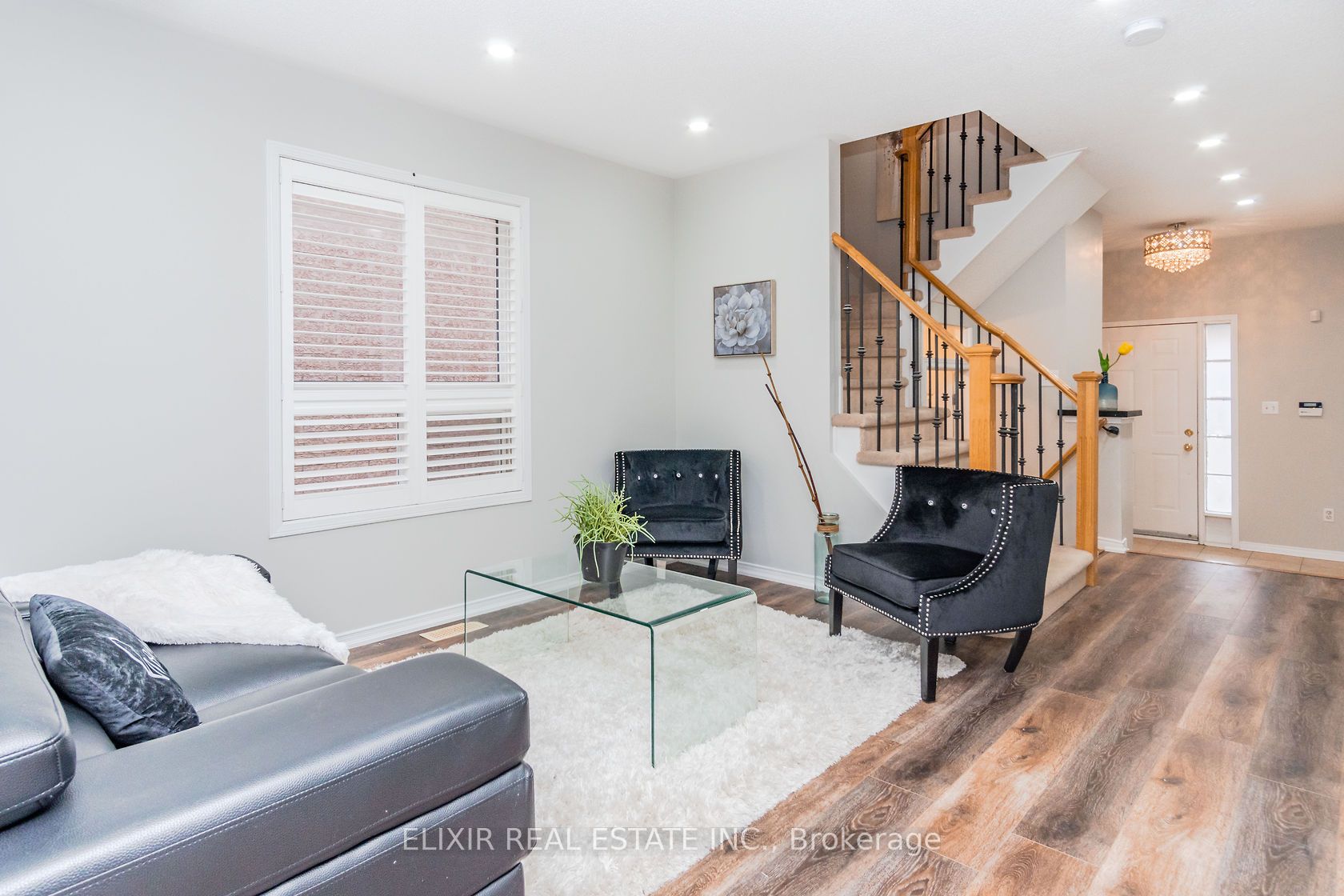 32 Trumpet Valley Boulevard