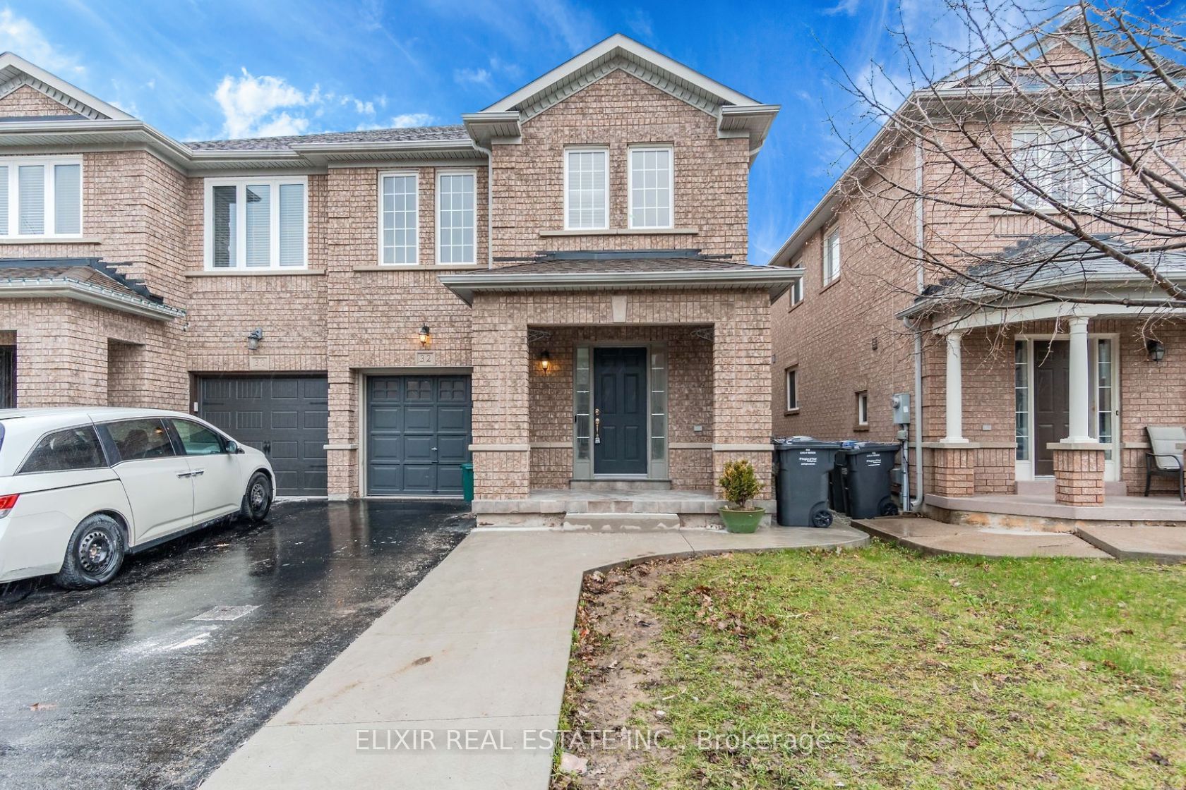 32 Trumpet Valley Boulevard