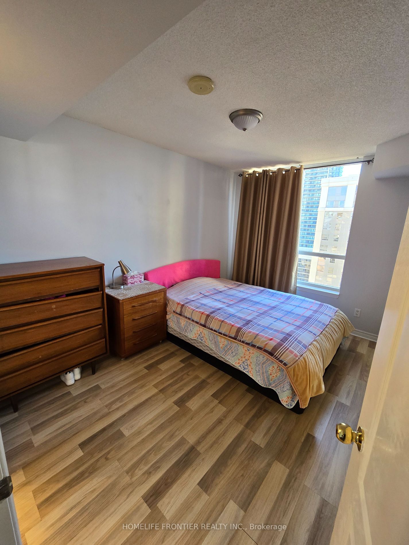 4090 Living Arts Dr, #1505