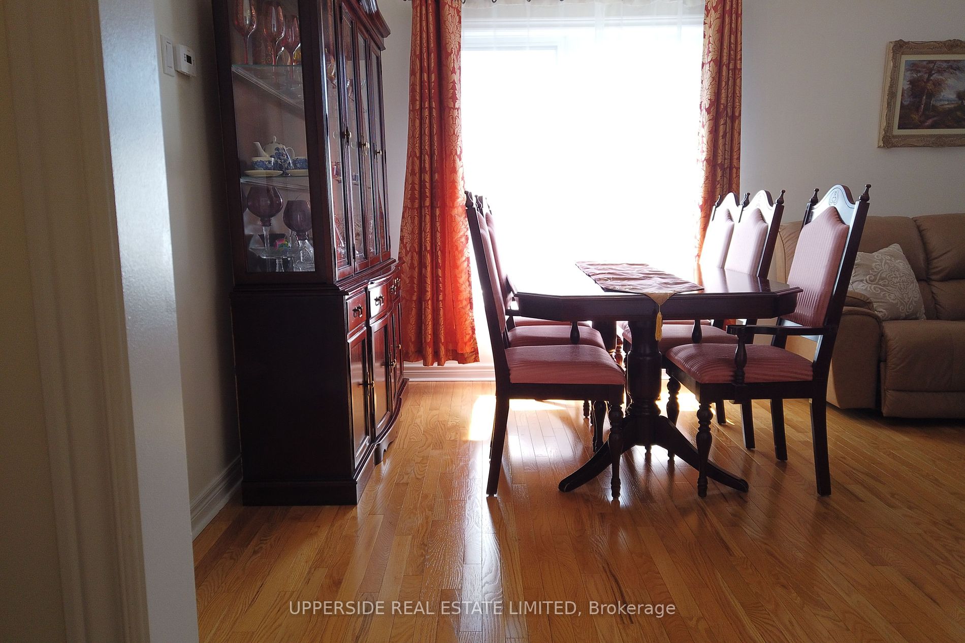 4 Kingsley Road S