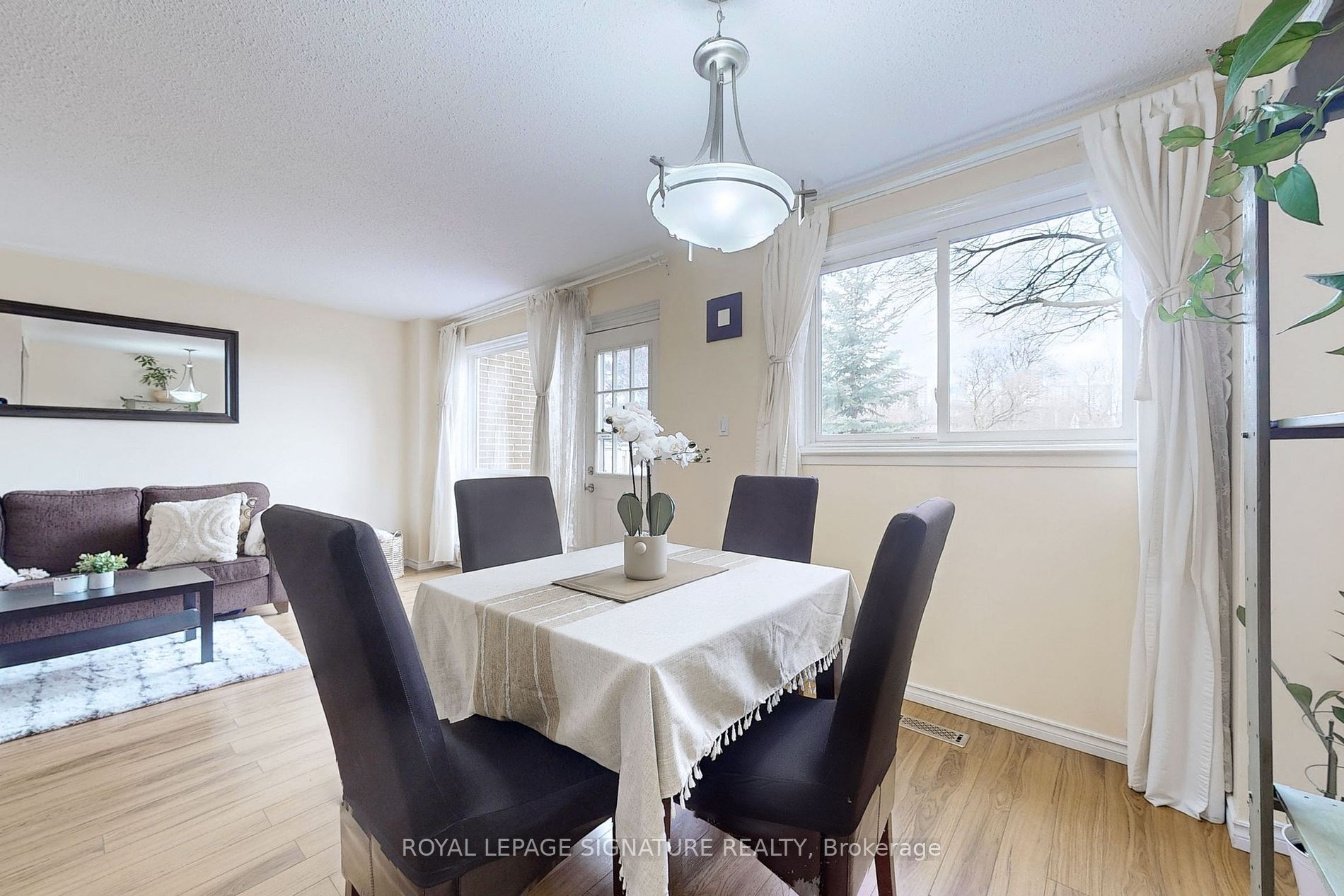 215 Mississauga Valley Boulevard, #84
