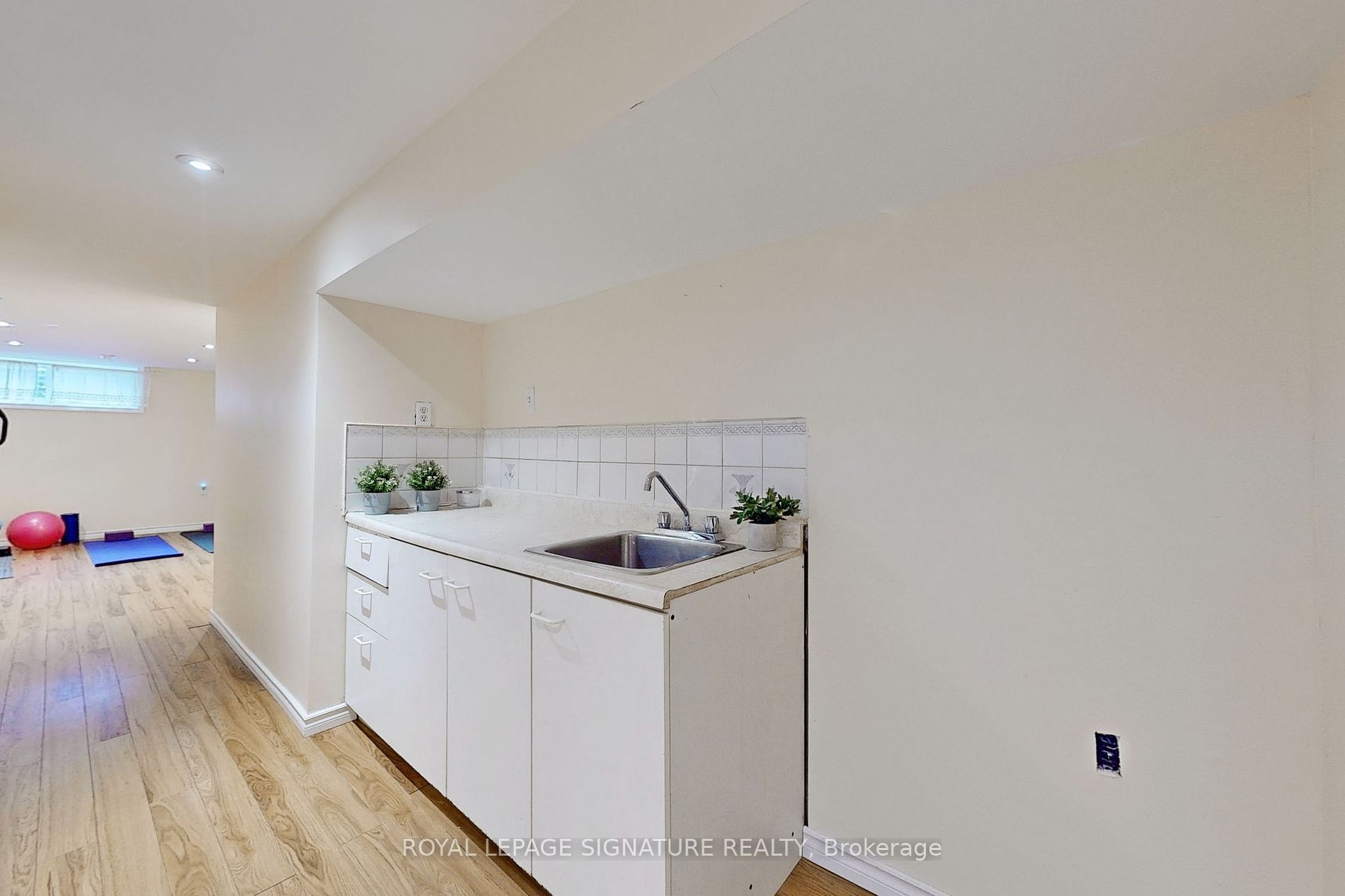 215 Mississauga Valley Boulevard, #84