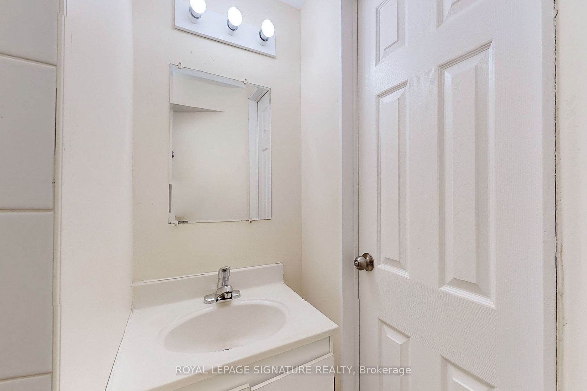 215 Mississauga Valley Boulevard, #84