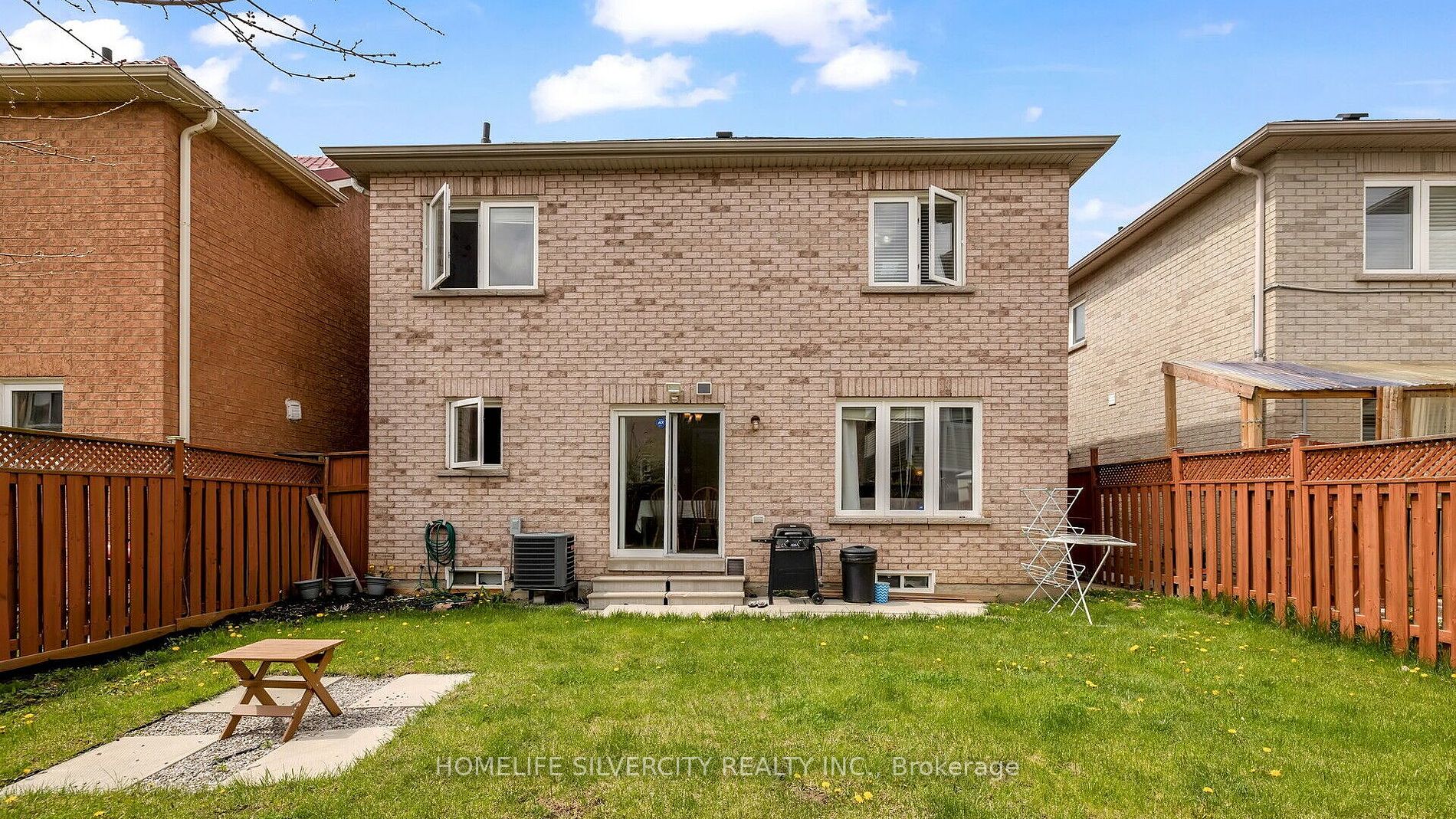 17 Echoridge Drive