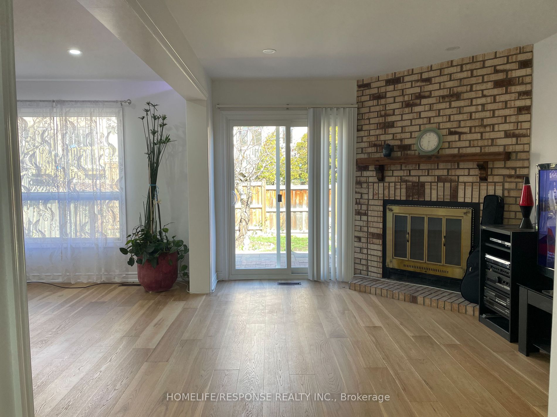 5235 HUNTINGFIELD Drive