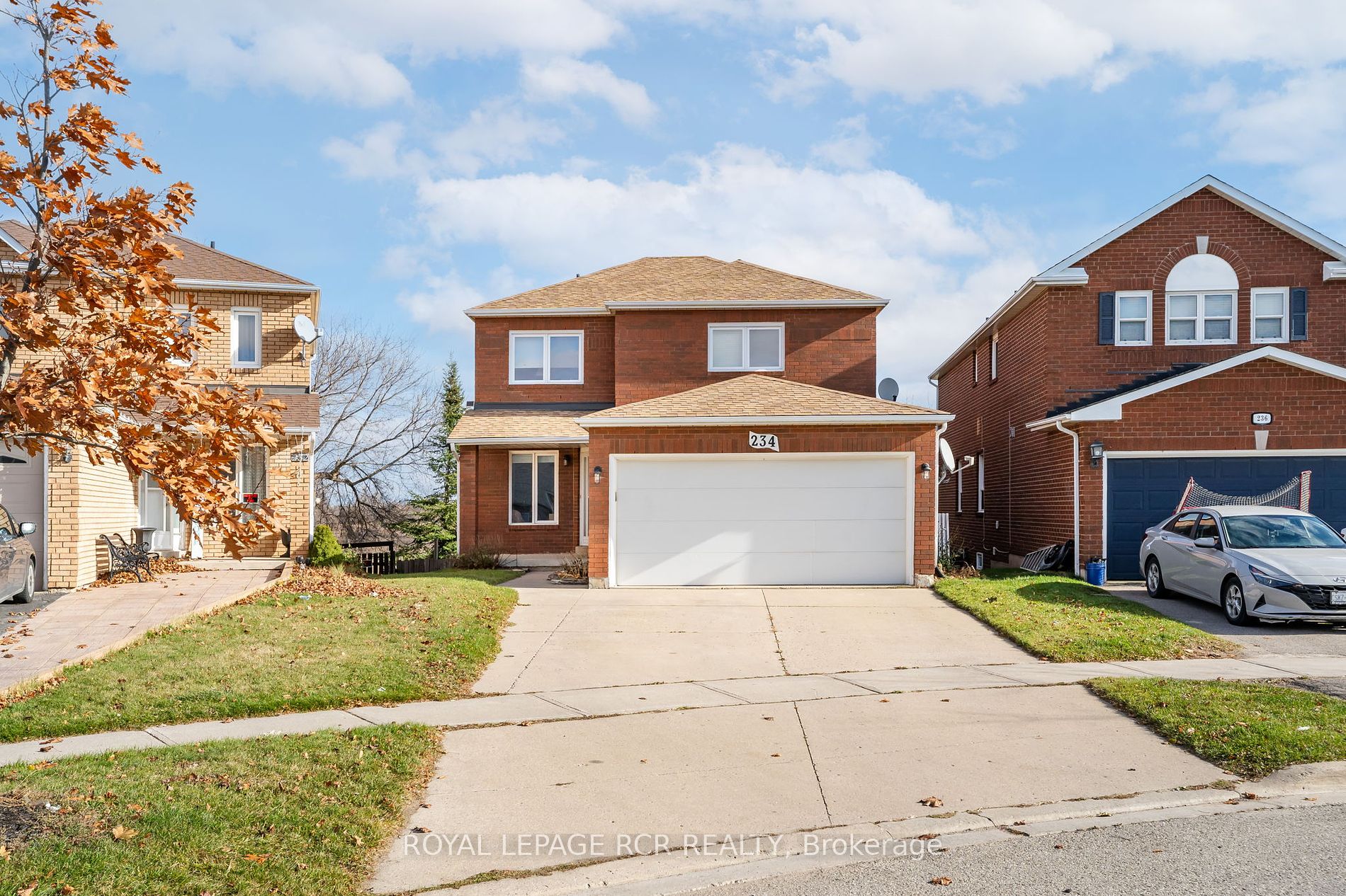 234 Howard Crescent