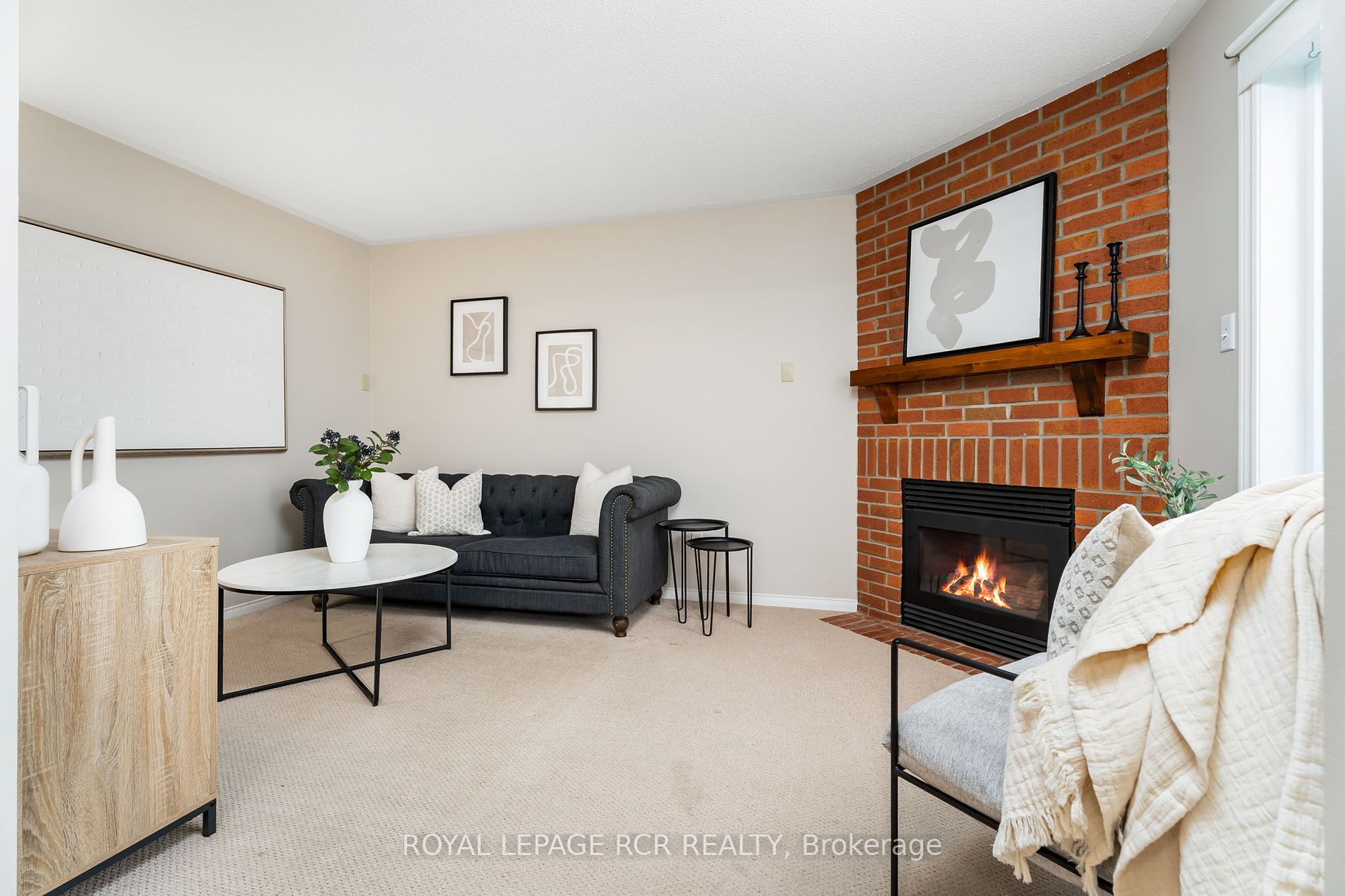 234 Howard Crescent