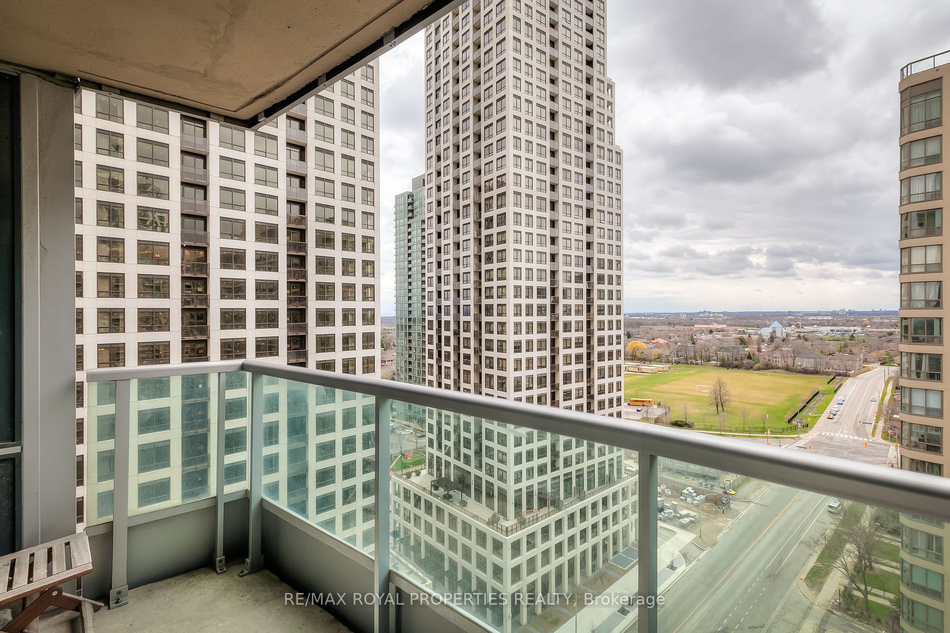 33 Elm Drive W, #1803