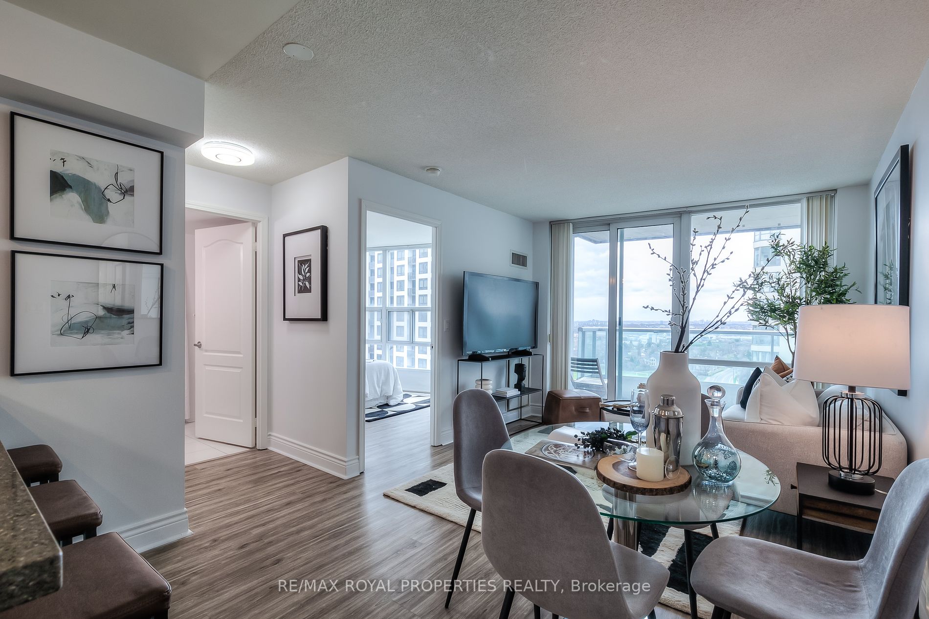 33 Elm Drive W, #1803