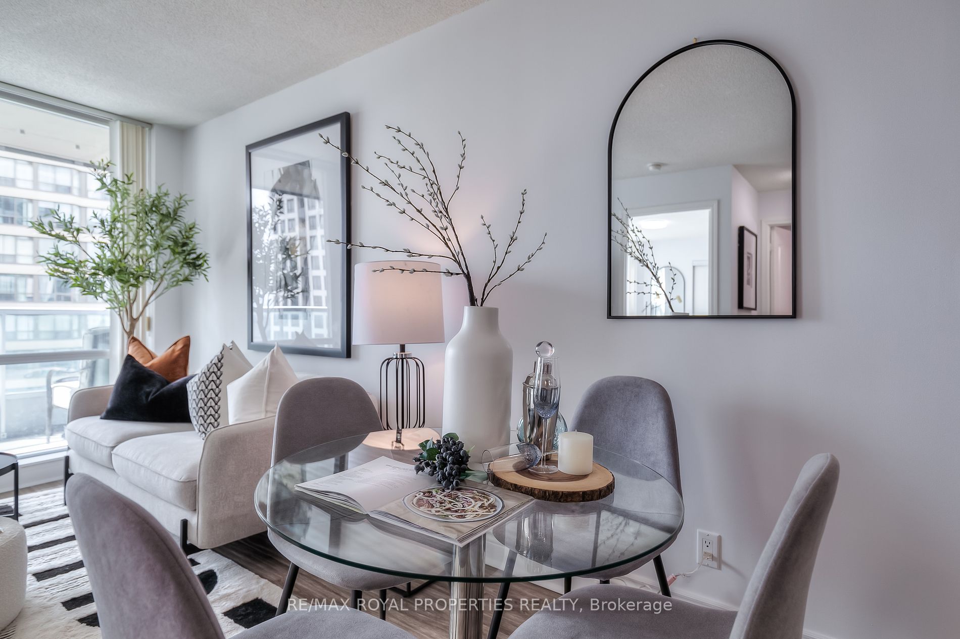33 Elm Drive W, #1803