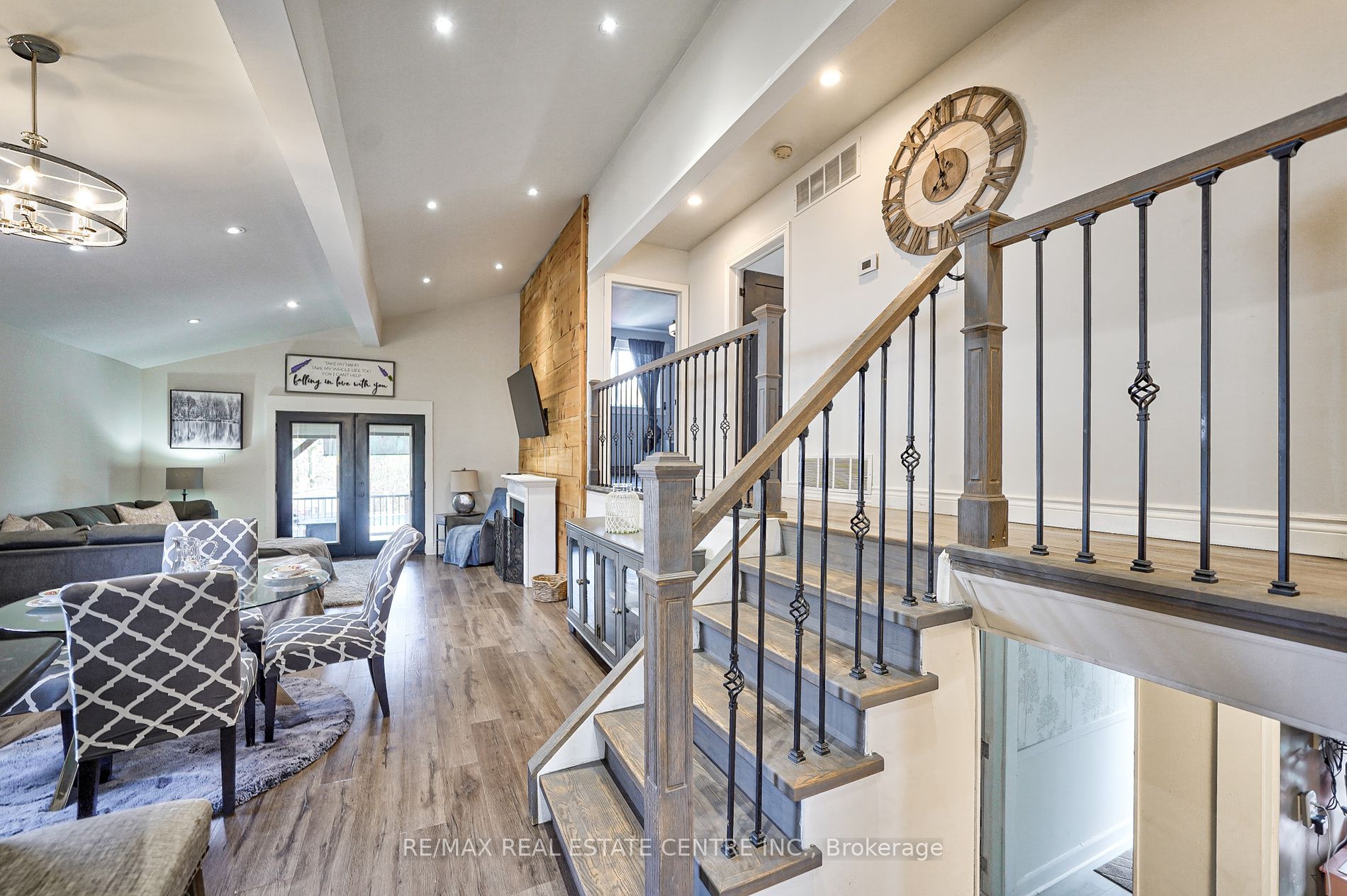 1571 Lewisham Drive