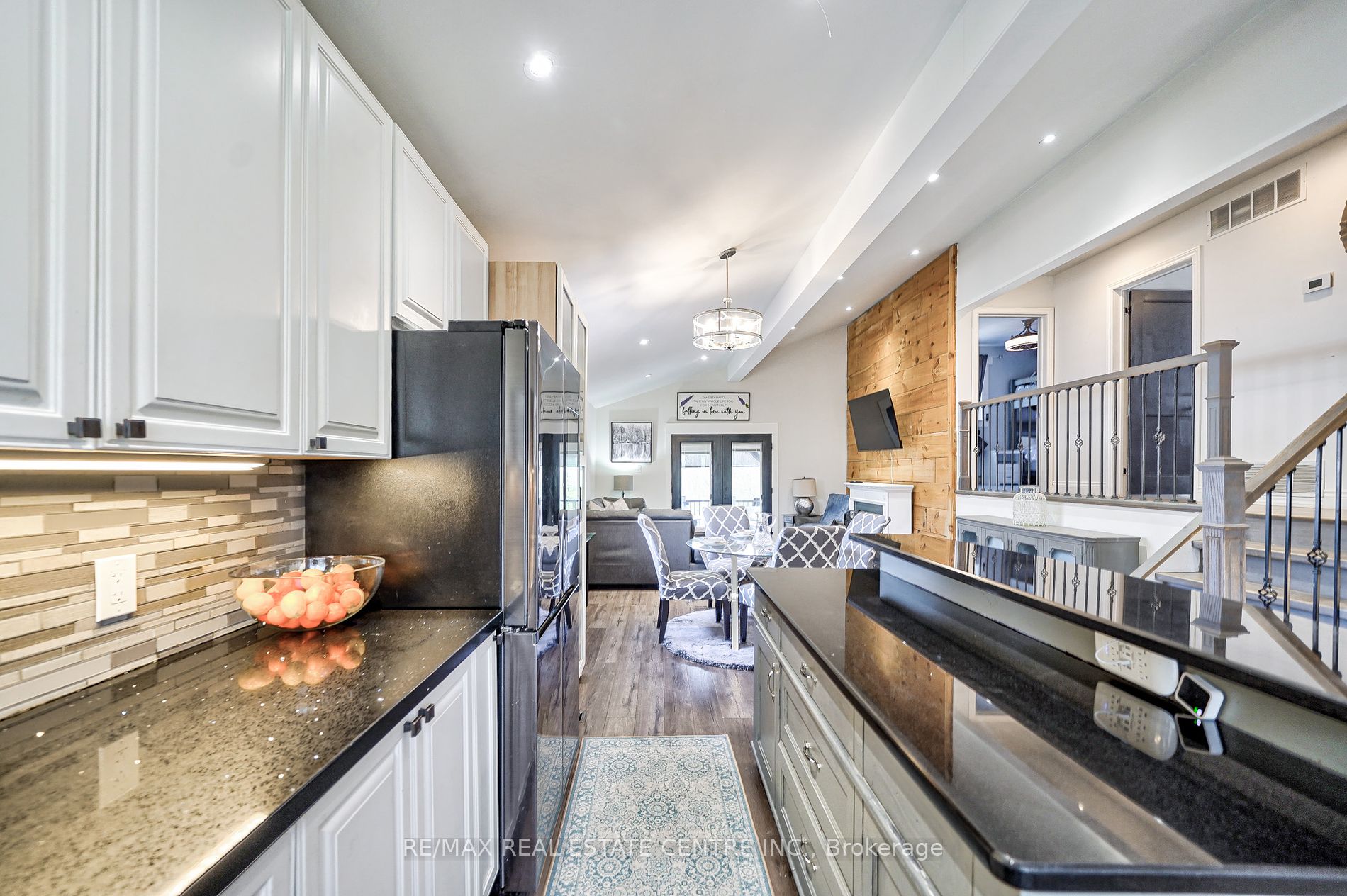 1571 Lewisham Drive