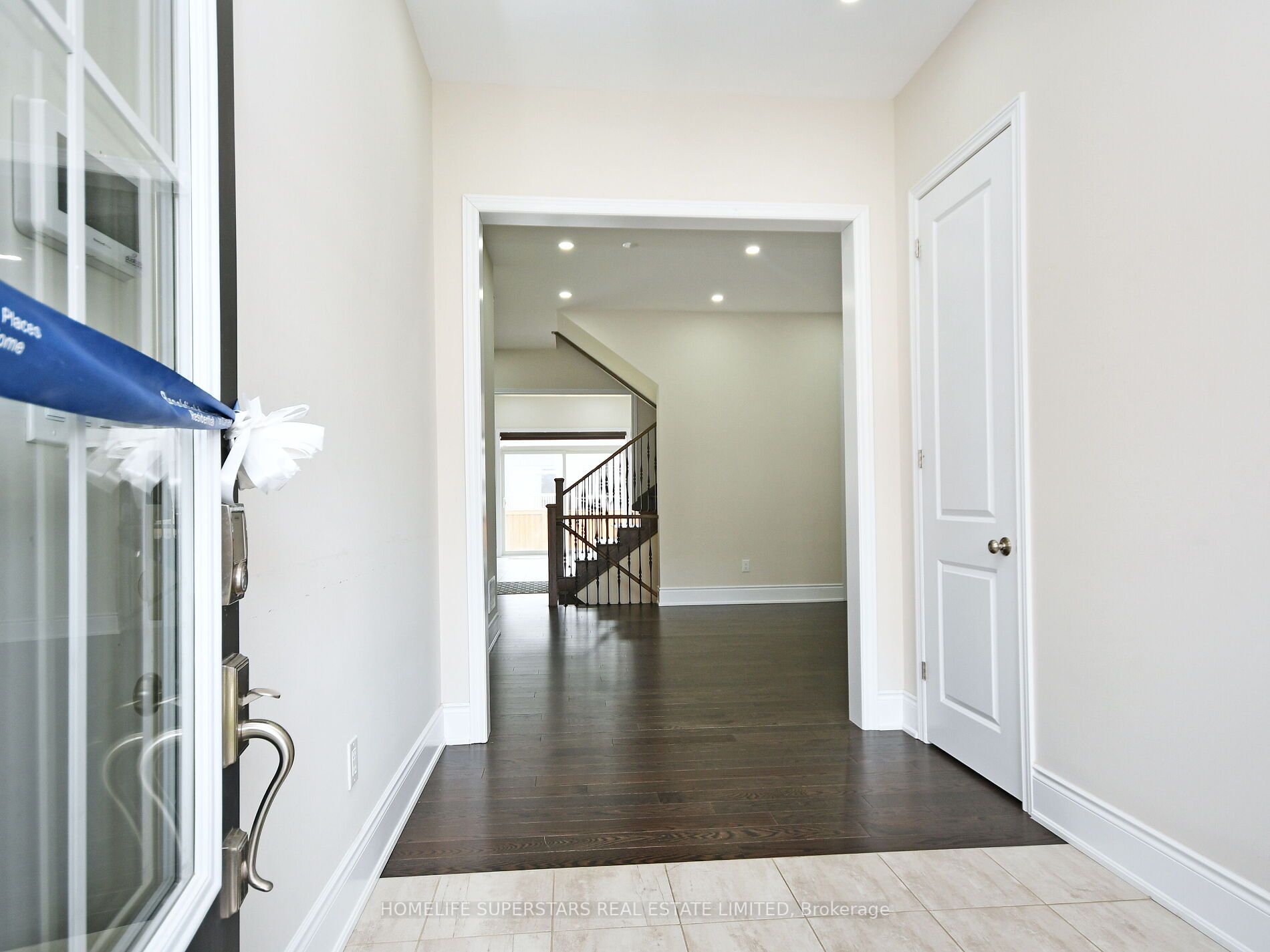 54 Arthur Griifin Cres E