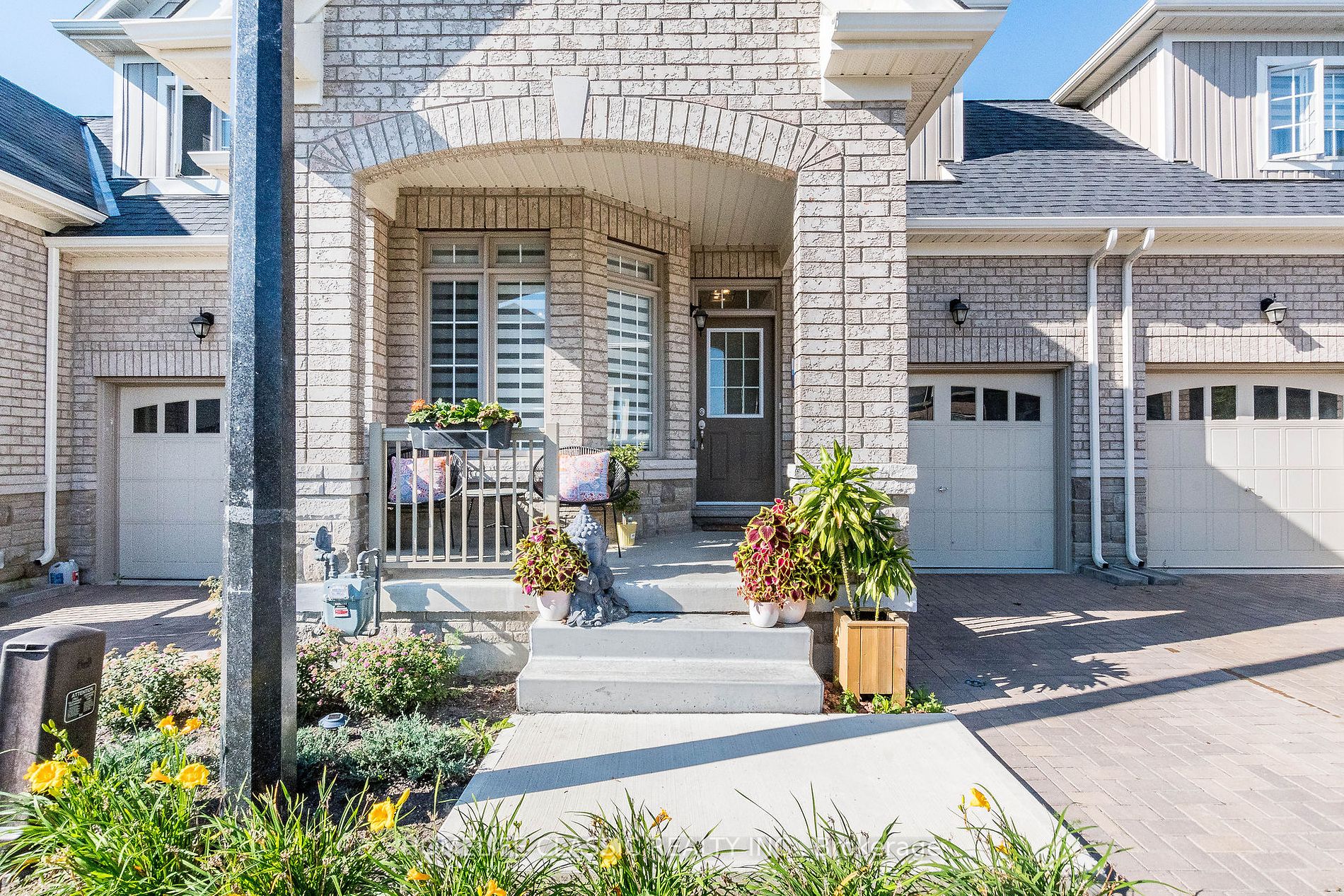 18 Bluestone Crescent, #39