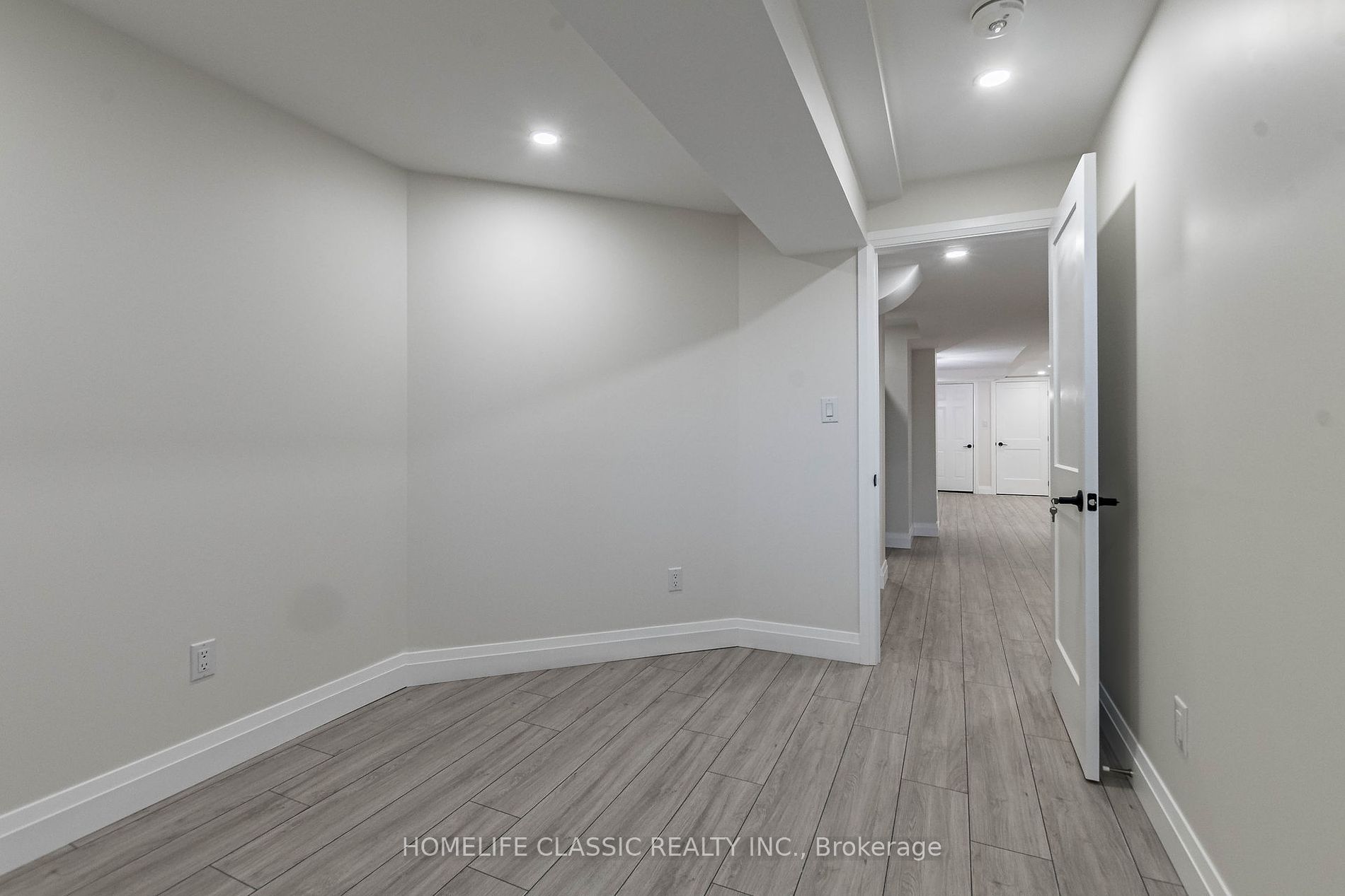 18 Bluestone Crescent, #39