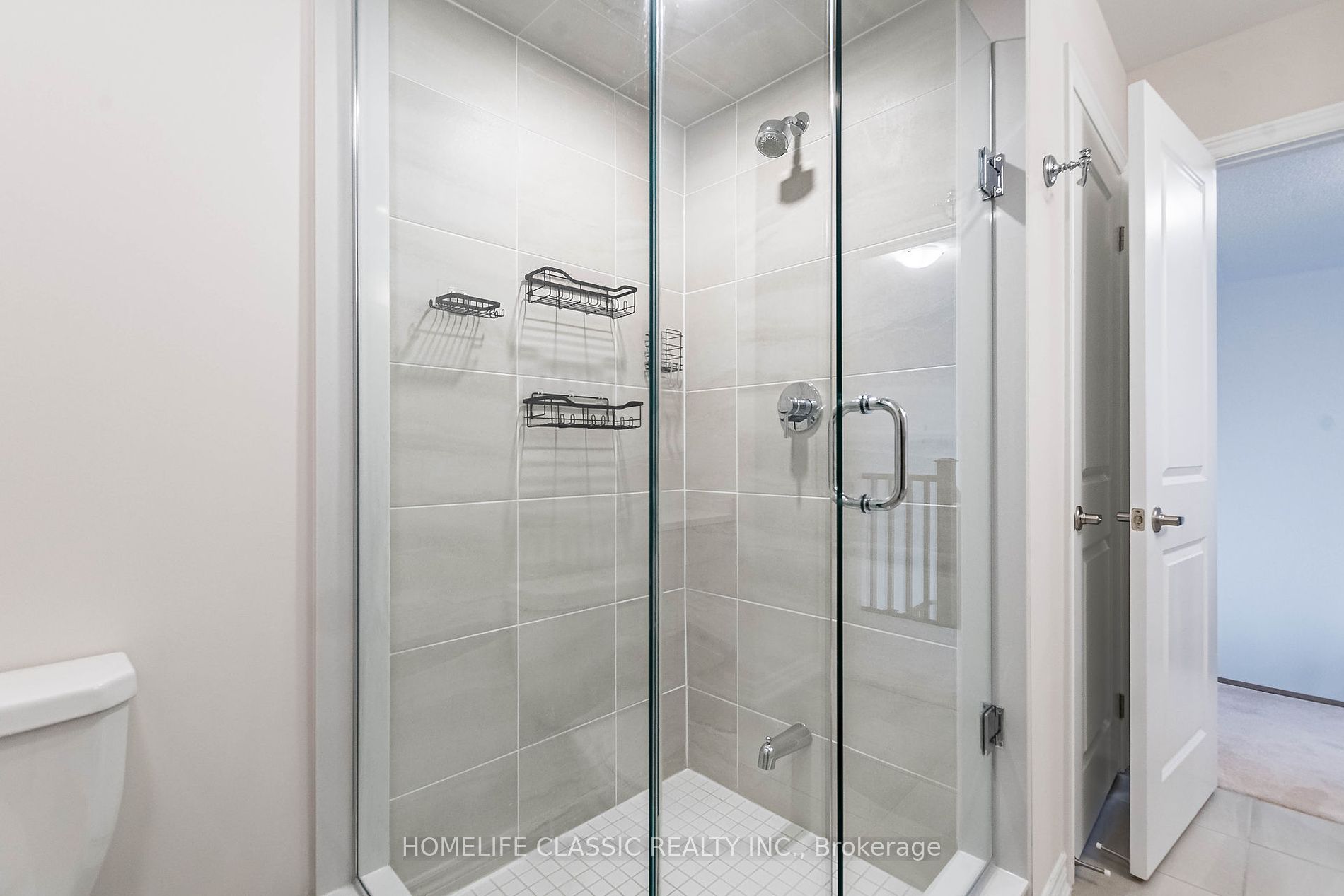 18 Bluestone Crescent, #39