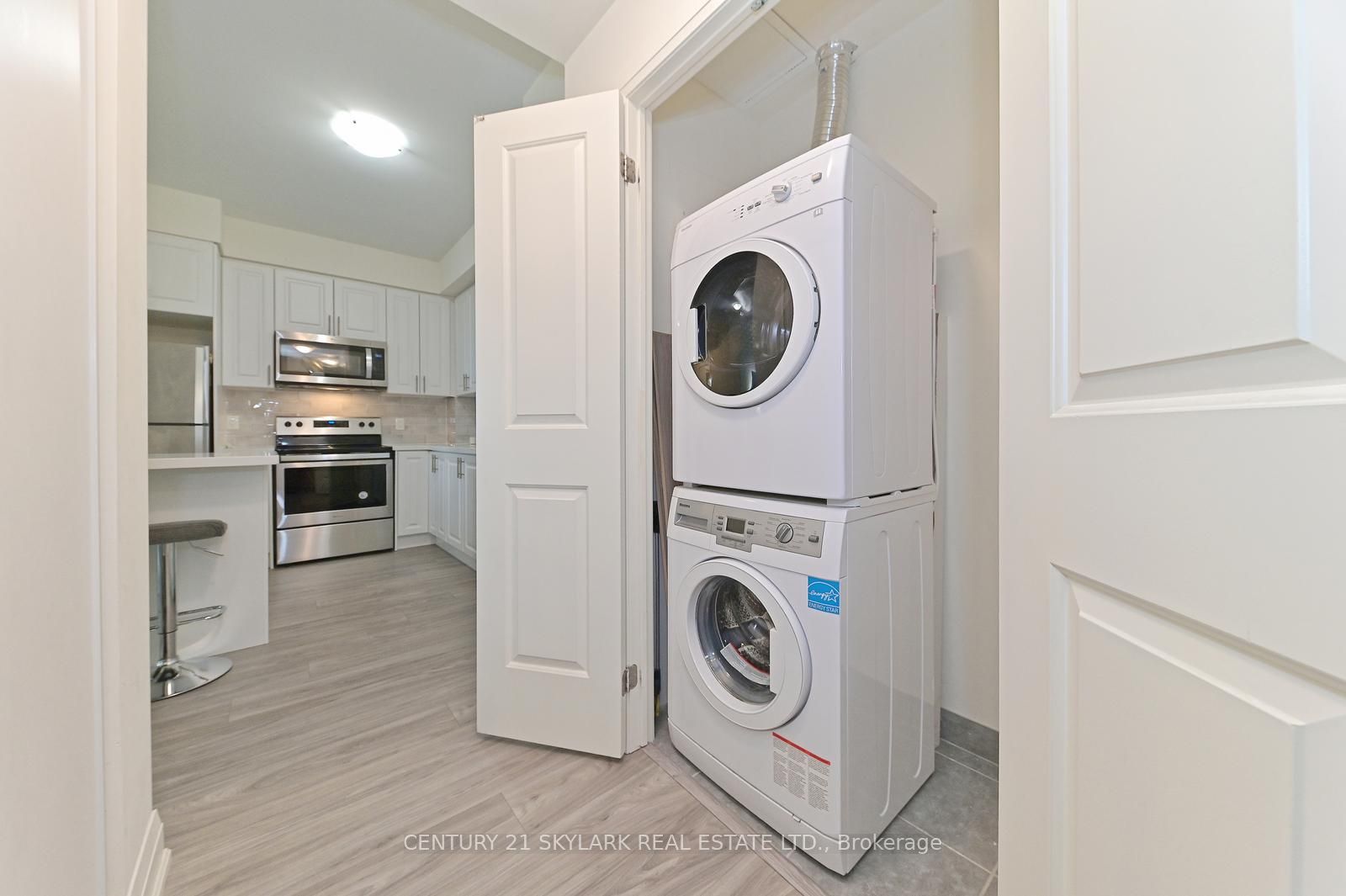 65 Yorkland Blvd, #304