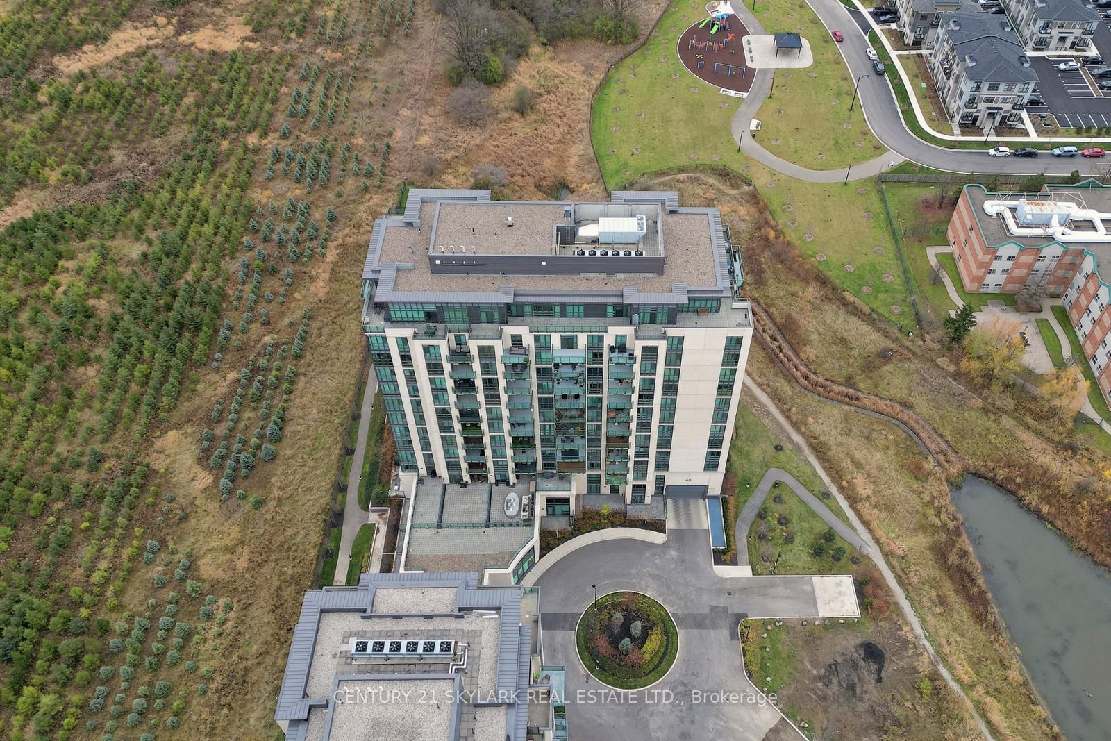 65 Yorkland Blvd, #304