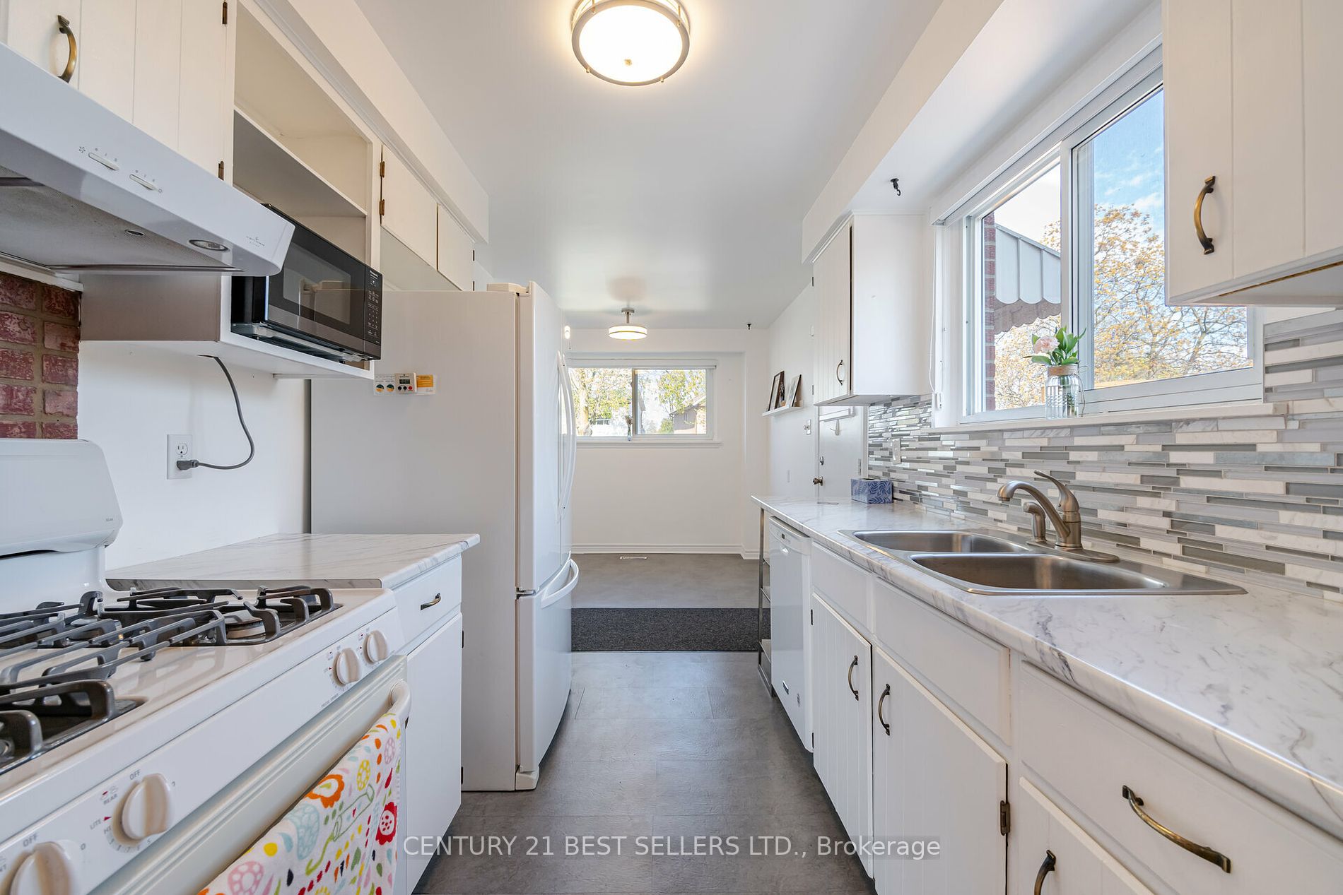 68 Lynmont Road
