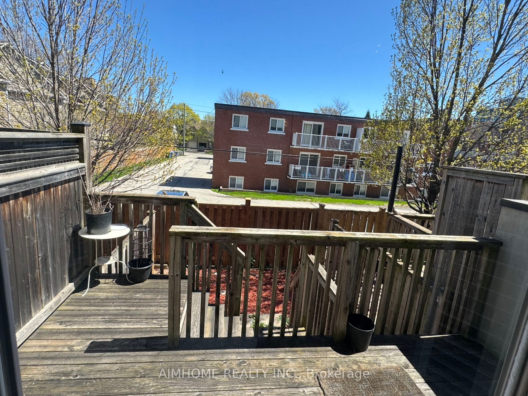 96 Nelson Street, #22