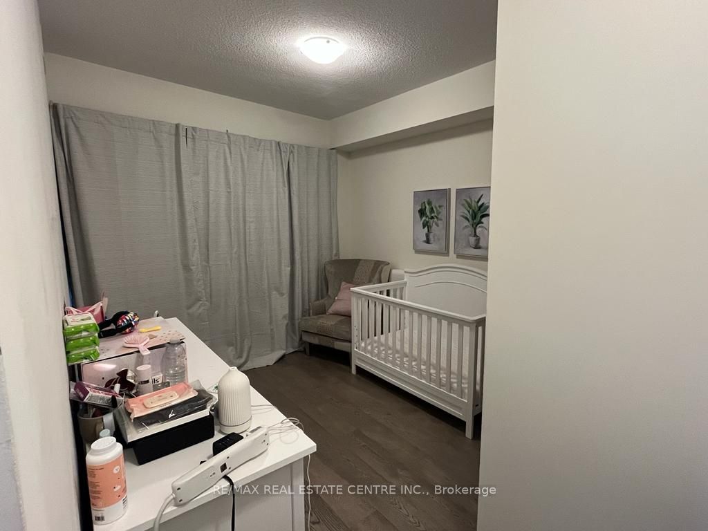 39 Annie Craig Drive #1015