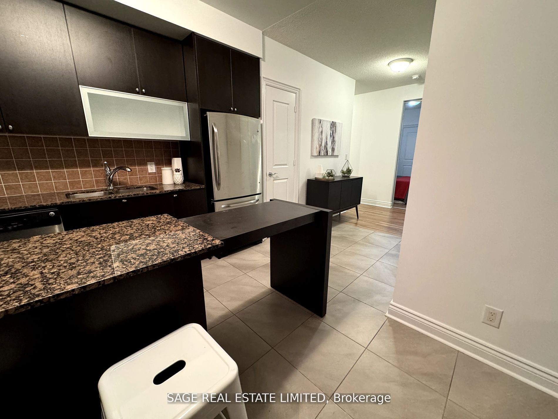 16 Brookers Lane, #409